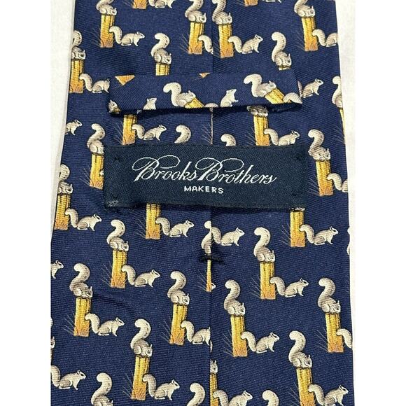 Brooks Brothers Other - Brooks Brothers Squirrel Log Silk Tie Mens Necktie Navy Blue Cream Brown USA